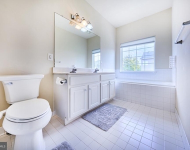 13070 Shenvale Circle - Photo Thumbnail 22
