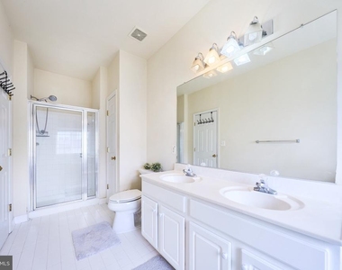 13070 Shenvale Circle - Photo Thumbnail 21