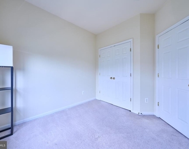 13070 Shenvale Circle - Photo Thumbnail 32