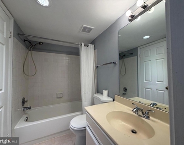 9563 Battery Heights Boulevard - Photo Thumbnail 19