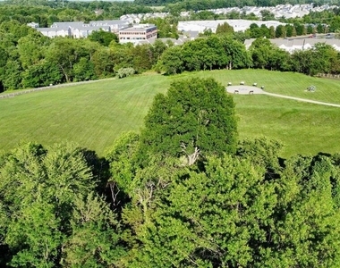 9563 Battery Heights Boulevard - Photo Thumbnail 28