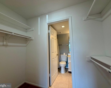 9563 Battery Heights Boulevard - Photo Thumbnail 17