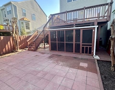 44102 Tippecanoe Terrace - Photo Thumbnail 30