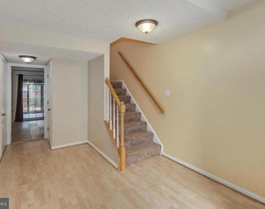 44102 Tippecanoe Terrace - Photo Thumbnail 8