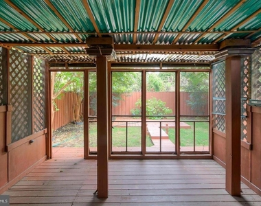 44102 Tippecanoe Terrace - Photo Thumbnail 11