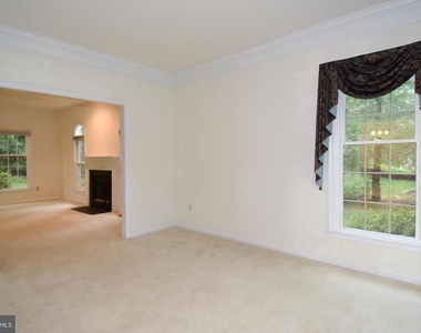 47313 Grandview Place - Photo Thumbnail 4