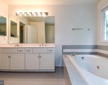 47313 Grandview Place - Photo Thumbnail 30