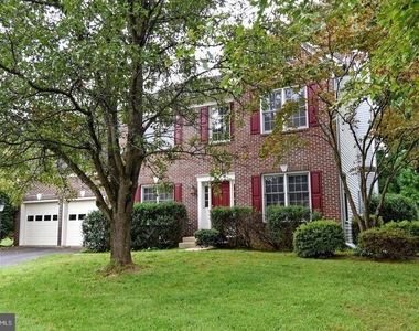 47313 Grandview Place - Photo Thumbnail 1