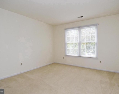 47313 Grandview Place - Photo Thumbnail 19