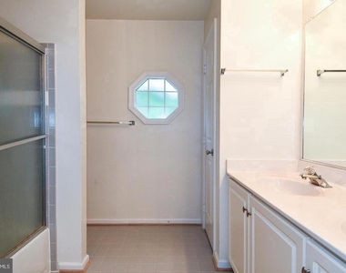 47313 Grandview Place - Photo Thumbnail 31