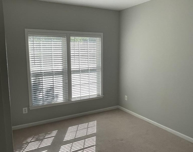 21825 Wingfoot Court - Photo Thumbnail 34