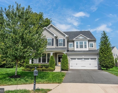 41860 Wind Dancer Court - Photo Thumbnail 2