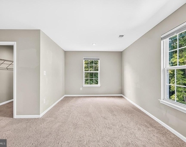 41860 Wind Dancer Court - Photo Thumbnail 44