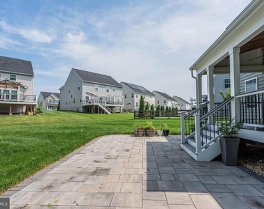 41860 Wind Dancer Court - Photo Thumbnail 59
