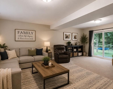 6234 Wheeler Drive - Photo Thumbnail 5