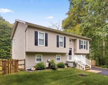 6234 Wheeler Drive - Photo Thumbnail 13