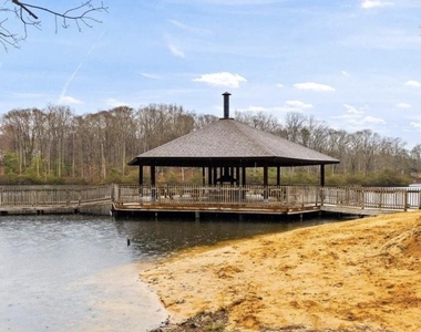 6234 Wheeler Drive - Photo Thumbnail 10