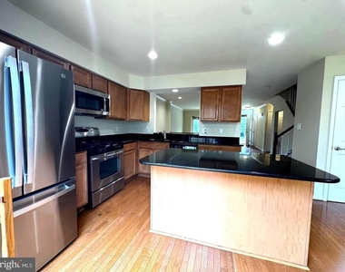 5316 Ridley Court - Photo Thumbnail 6