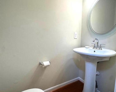 5316 Ridley Court - Photo Thumbnail 9