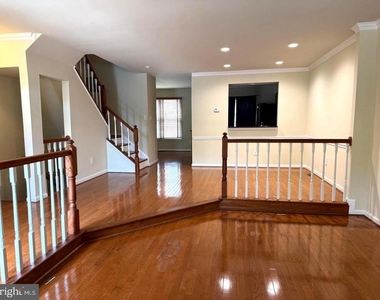 5316 Ridley Court - Photo Thumbnail 2