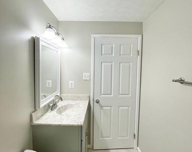 1602 Harvest Green Court - Photo Thumbnail 30