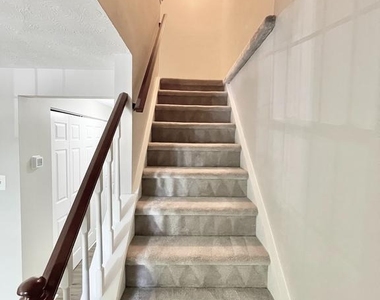 1602 Harvest Green Court - Photo Thumbnail 20