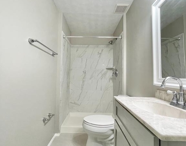 1602 Harvest Green Court - Photo Thumbnail 21