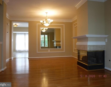 4063 Fountainside Lane - Photo Thumbnail 5