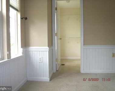4063 Fountainside Lane - Photo Thumbnail 15