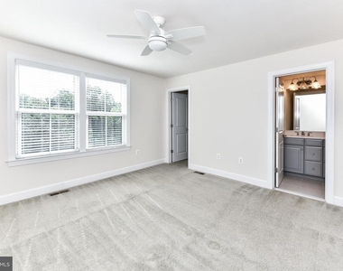 3735 Powell Lane - Photo Thumbnail 11