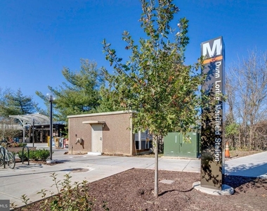 2726 Gallows Road - Photo Thumbnail 32