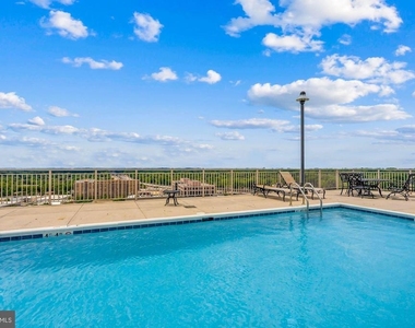 2726 Gallows Road - Photo Thumbnail 31