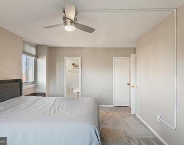 2059 Huntington Avenue - Photo Thumbnail 4