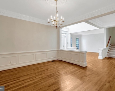 5257 Winter View Drive - Photo Thumbnail 14