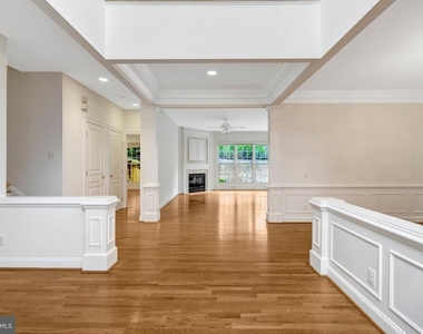 5257 Winter View Drive - Photo Thumbnail 6
