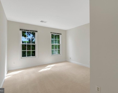 5257 Winter View Drive - Photo Thumbnail 40