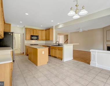 5257 Winter View Drive - Photo Thumbnail 26
