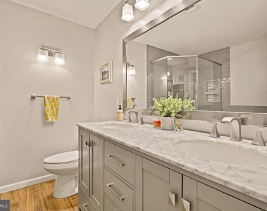 6107 Wigmore Lane - Photo Thumbnail 13