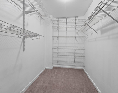 6107 Wigmore Lane - Photo Thumbnail 16