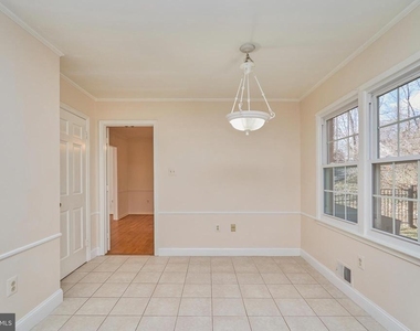 5806 Bent Twig Road - Photo Thumbnail 9