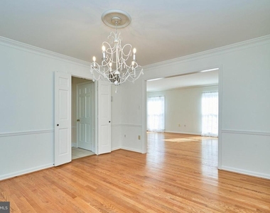 5806 Bent Twig Road - Photo Thumbnail 7