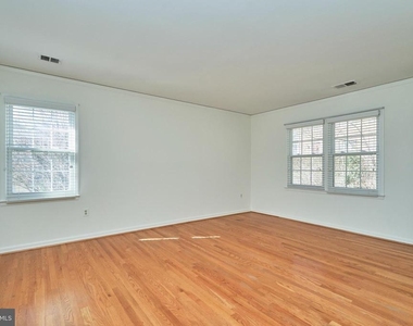 5806 Bent Twig Road - Photo Thumbnail 17