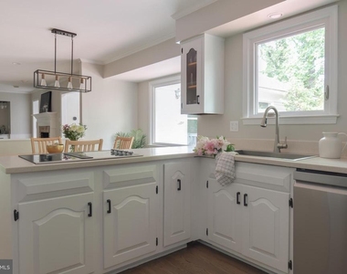 701 Ridge Drive - Photo Thumbnail 19