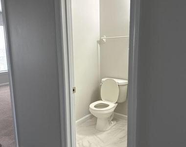 2475 Windbreak Drive - Photo Thumbnail 11