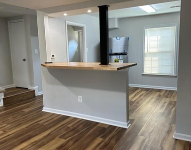 2475 Windbreak Drive - Photo Thumbnail 16