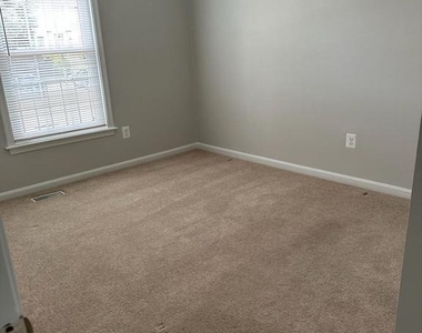 2475 Windbreak Drive - Photo Thumbnail 9