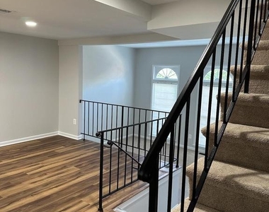2475 Windbreak Drive - Photo Thumbnail 18