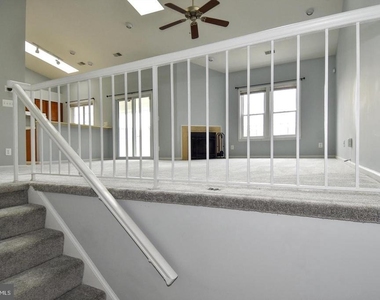 4056 Grays Pointe Court - Photo Thumbnail 31