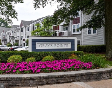 4056 Grays Pointe Court - Photo Thumbnail 37