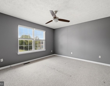 112 Chatham Square - Photo Thumbnail 13